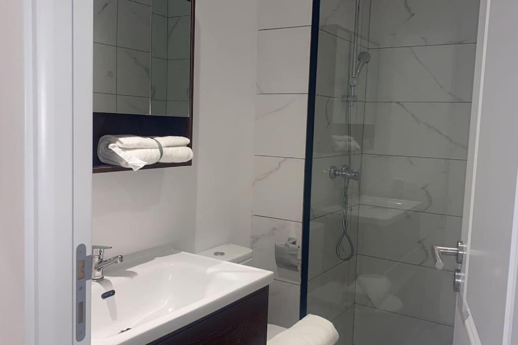 New Luxury Apartment 5 Min Casablanca Mohammed V Airport Ngoại thất bức ảnh